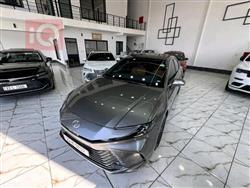 تۆیۆتا کامری